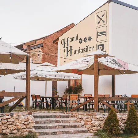 Hotel Pensiunea Hanul Huniazilor Hunedoara