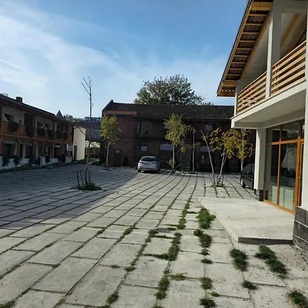 Pensiunea Hanul Huniazilor Hotel