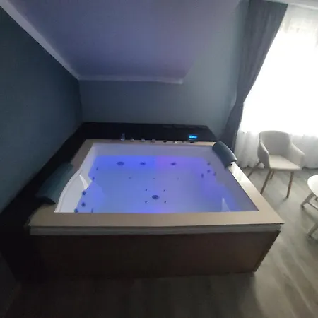 Hotel Pensiunea Hanul Huniazilor Hunedoara